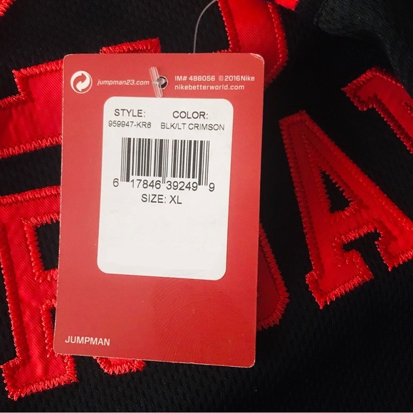 Nike Air Jordan #23 Jumpman Boy’s Activewear Black & Red Basketball Jersey Sz XL - Picture 8 of 8